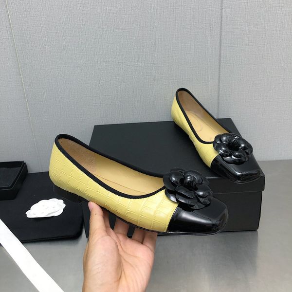 ballet flats luxury designer women casual shoes fashion genuine leather ccs low heels flower pumps square toe slip on runway female feetwear, Black
ballet flats luxury designer women casual shoes fashion genuine leather ccs low heels flower pumps square toe slip on runway female feetwear, Black