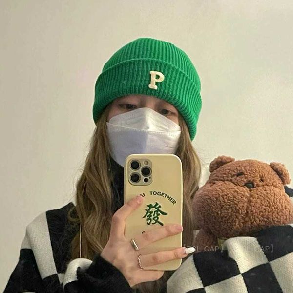 fashion designer luxury brand super green woolen hat women's autumn and winter warm knitted p letter embroidery korean net red couple c, Blue;gray
fashion designer luxury brand super green woolen hat women's autumn and winter warm knitted p letter embroidery korean net red couple c, Blue;gray