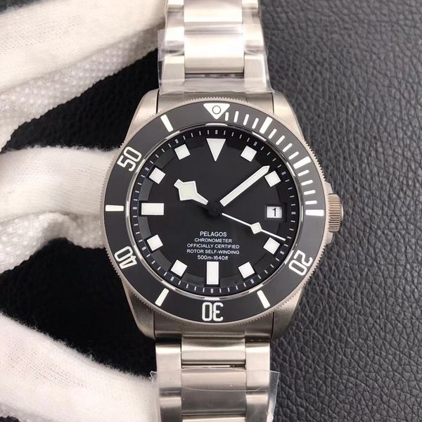 other watches the black tomahawk from factory pays homage to classic legend men's automatic watch with snowflake diving 230612, Slivery;black
other watches the black tomahawk from factory pays homage to classic legend men's automatic watch with snowflake diving 230612, Slivery;black