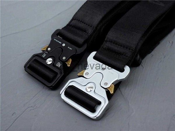 other fashion accessories belts 1017 alyx 9sm classic rollercoaster belt men women silvery metal buckle jacquard labeled j230613, Silver 
other fashion accessories belts 1017 alyx 9sm classic rollercoaster belt men women silvery metal buckle jacquard labeled j230613, Silver