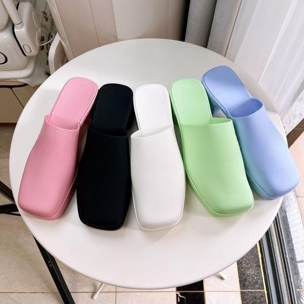 classic designer sandals jelly foam slippers fashion women platform shoes non-slip beach shoes summer breathable high heels casual shoes new, Black
classic designer sandals jelly foam slippers fashion women platform shoes non-slip beach shoes summer breathable high heels casual shoes new, Black