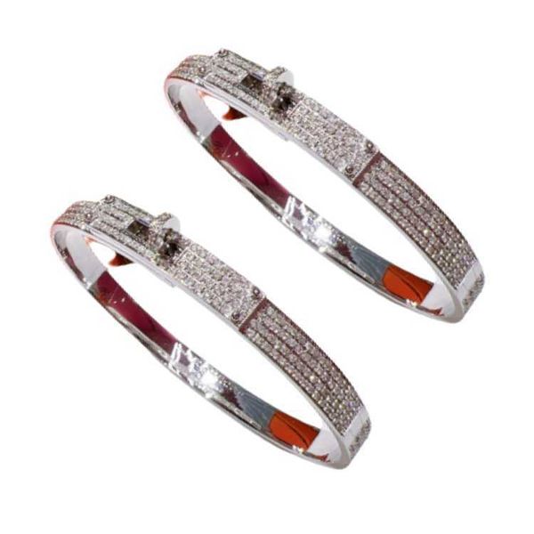 women's gift 18k gold full diamond bangle attached natural diamond claw setting round brilliant cut natural diamond, Silver
women's gift 18k gold full diamond bangle attached natural diamond claw setting round brilliant cut natural diamond, Silver