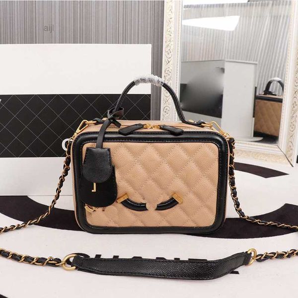 luxury handbag designer shoulder makeup bag fashion women's chain box crossbody leather tote purse metal cc women messenger bags ringer
luxury handbag designer shoulder makeup bag fashion women's chain box crossbody leather tote purse metal cc women messenger bags ringer