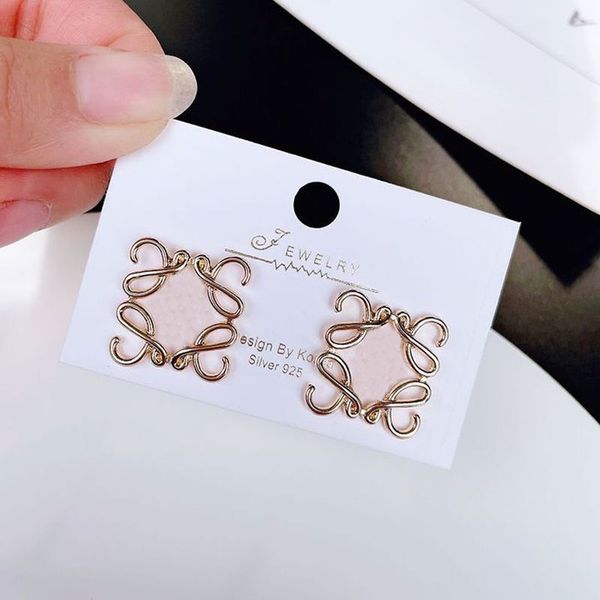 gold plated silver luxury brand designers letters geometric flower famous women crystal rhinestone pearl earring wedding party, Golden;silver
gold plated silver luxury brand designers letters geometric flower famous women crystal rhinestone pearl earring wedding party, Golden;silver