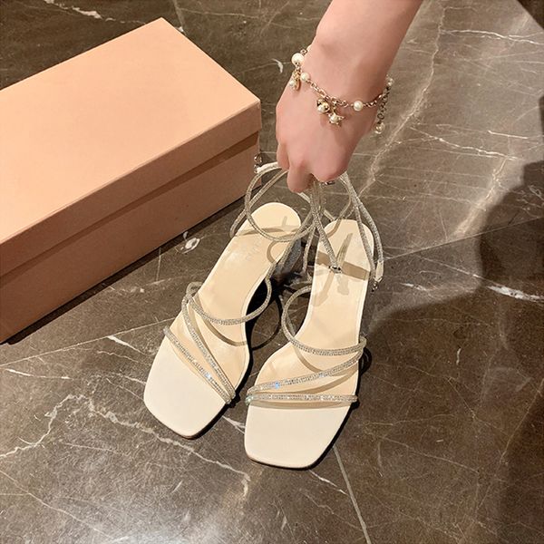 new pvc transparent rhinestone with thick heel sandals for women's summer wear, comfortable sandals, fashionable and versatile style, Black
new pvc transparent rhinestone with thick heel sandals for women's summer wear, comfortable sandals, fashionable and versatile style, Black