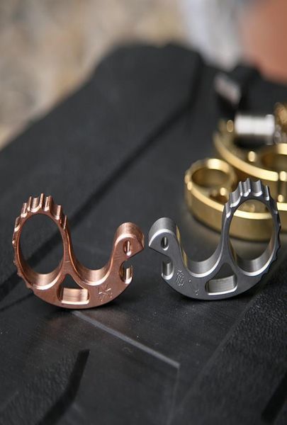 edc titanium alloy copper brass opener multifunction pocket portable tools pendant knuckles broken window tools ac4111708233
edc titanium alloy copper brass opener multifunction pocket portable tools pendant knuckles broken window tools ac4111708233