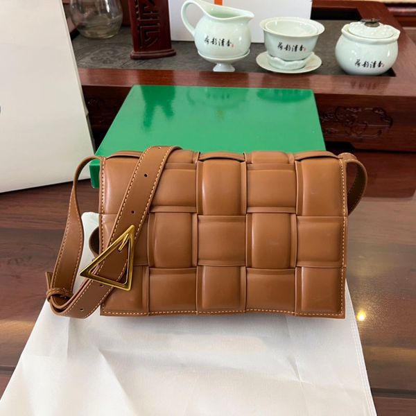 luxury womens designer wallet bvs cassettes handbag candy genuine leather knitting chains straps crossbody shoulder bags bottegas totes vene
luxury womens designer wallet bvs cassettes handbag candy genuine leather knitting chains straps crossbody shoulder bags bottegas totes vene
