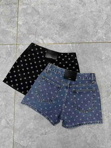2023 wonmen small crowd new aw king full waist denim shorts made wang heavy work slimming pantsv7lw{category}, Blue
2023 wonmen small crowd new aw king full waist denim shorts made wang heavy work slimming pantsv7lw{category}, Blue