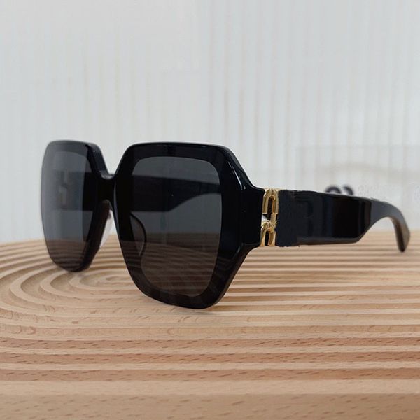 designer oversized frame sunglasses classic black frame women large frame sunglasses lunettes de soleil lady travel beach square sunglasses, White;black
designer oversized frame sunglasses classic black frame women large frame sunglasses lunettes de soleil lady travel beach square sunglasses, White;black