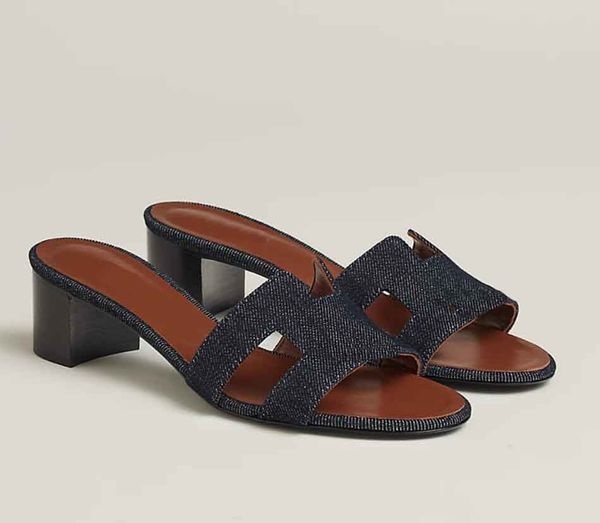 oasis sandal slipper low heel designer women's sandals chunky heeled slippers slide calfskin leather beach slip on flip flop with box 3, Black
oasis sandal slipper low heel designer women's sandals chunky heeled slippers slide calfskin leather beach slip on flip flop with box 3, Black