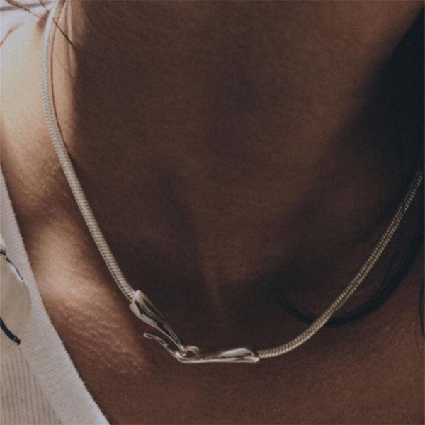 french simple unique snake bone chain necklace for women's fashion versatile charm jewelry accessories, Black
french simple unique snake bone chain necklace for women's fashion versatile charm jewelry accessories, Black
