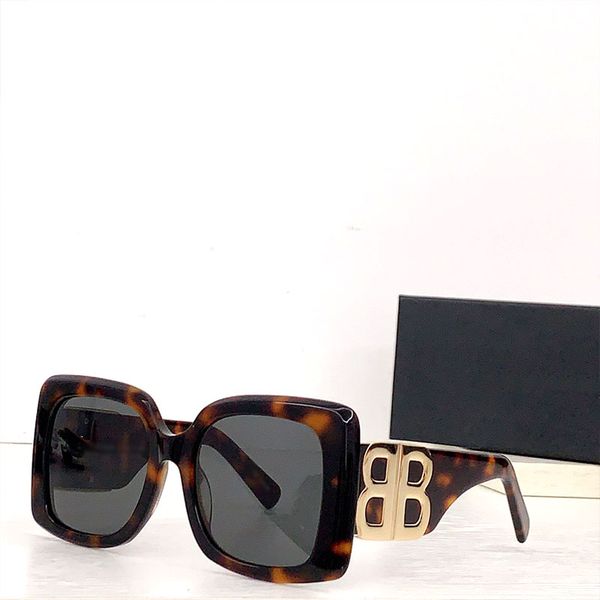 new fashion sunglasses peculiar eyewear men women summer bb0292s style uv400 protection retro full frame glasses with eyewear case, White;black
new fashion sunglasses peculiar eyewear men women summer bb0292s style uv400 protection retro full frame glasses with eyewear case, White;black