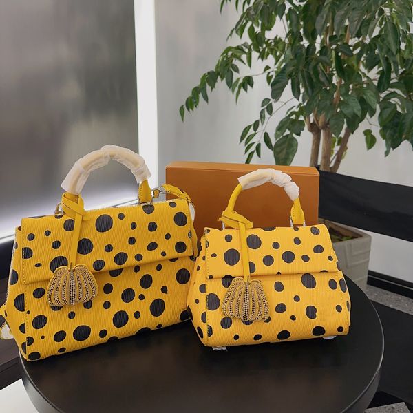 yk cluny bb jointly-designed crossbody bag detachable straps designer dots womens leather water ripple shoulder bags pumpkin pendant clutch
yk cluny bb jointly-designed crossbody bag detachable straps designer dots womens leather water ripple shoulder bags pumpkin pendant clutch