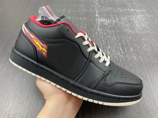 classical designer shoes basketball shoes jumpman 1s low og black fire red sports outdoor sneakers size available with original box and fast
classical designer shoes basketball shoes jumpman 1s low og black fire red sports outdoor sneakers size available with original box and fast