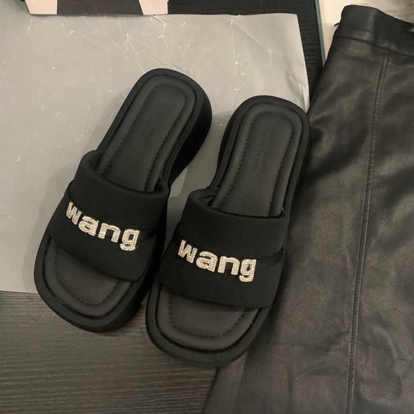 small fragrant roman with skirt thick sole black slippers women's summer outwear evening style matsutake sandals for casual versatility
small fragrant roman with skirt thick sole black slippers women's summer outwear evening style matsutake sandals for casual versatility