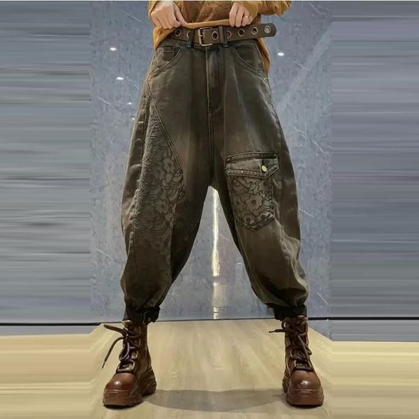 jeans 2021 spring autumn new arts style women high waist loose vintage jeans embroidery cotton denim harem pants v621, Blue
jeans 2021 spring autumn new arts style women high waist loose vintage jeans embroidery cotton denim harem pants v621, Blue