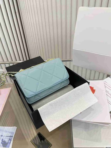 cc bag luxury brand shoulder bags metal lettering chrome plated designer diamond lattice leather quiet mini versatile cross body vintage han
cc bag luxury brand shoulder bags metal lettering chrome plated designer diamond lattice leather quiet mini versatile cross body vintage han