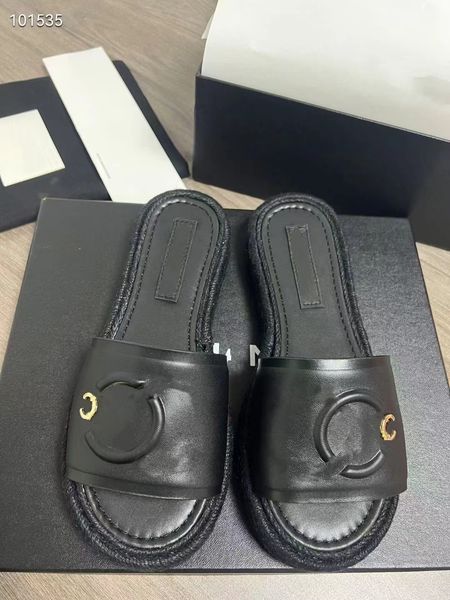 2023 shoes sandals new electric embroidered flat slippers, fabric: imported sheepskin surface, foot-padded goatskin, high-grade bottom of or, Black
2023 shoes sandals new electric embroidered flat slippers, fabric: imported sheepskin surface, foot-padded goatskin, high-grade bottom of or, Black