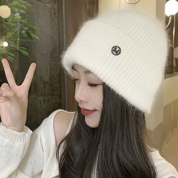 fashion designer luxury brand winter super hat women's cute white woolen big headband thickened warm rabbit hair ear protection knitted, Blue;gray
fashion designer luxury brand winter super hat women's cute white woolen big headband thickened warm rabbit hair ear protection knitted, Blue;gray