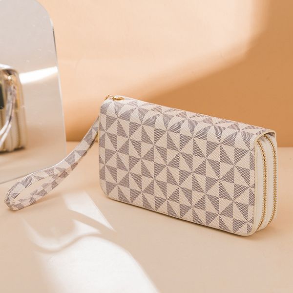 2023 double zipper long wallet fashion printed wallet double layer leather women wallets high capacity men handbag, Red;black
2023 double zipper long wallet fashion printed wallet double layer leather women wallets high capacity men handbag, Red;black