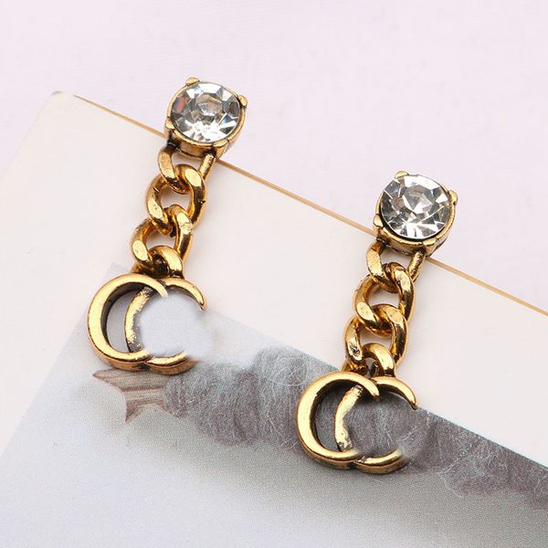 18k gold plated luxury designers brand letters stud clip chain pearl eardrop geometric women crystal rhinestone earring wedding party jewerl, Golden;silver
18k gold plated luxury designers brand letters stud clip chain pearl eardrop geometric women crystal rhinestone earring wedding party jewerl, Golden;silver