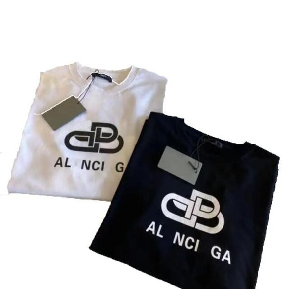 summer men's designer t-shirt casual men's women's loose t-shirt letter-printed short-sleeved shirt sales luxury men's t, White;black
summer men's designer t-shirt casual men's women's loose t-shirt letter-printed short-sleeved shirt sales luxury men's t, White;black