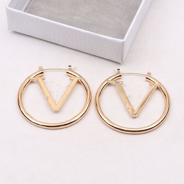 women hoop earrings 18k gold plated luxury brand designers v letters stud clip chain big circle geometric famous wamen earrings wedding chri, Golden;silver
women hoop earrings 18k gold plated luxury brand designers v letters stud clip chain big circle geometric famous wamen earrings wedding chri, Golden;silver