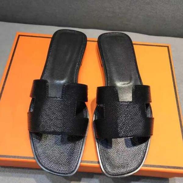 designer slippers ladies sandals summer flat leather shoes fashion beach women luxury slippers h letter drag size 35-42 with box 12, Black
designer slippers ladies sandals summer flat leather shoes fashion beach women luxury slippers h letter drag size 35-42 with box 12, Black