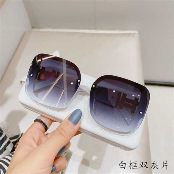 square sunglasses women black oversized sun glasses female retro vintage big frame gradient mirror y220317 201xf, White;black
square sunglasses women black oversized sun glasses female retro vintage big frame gradient mirror y220317 201xf, White;black