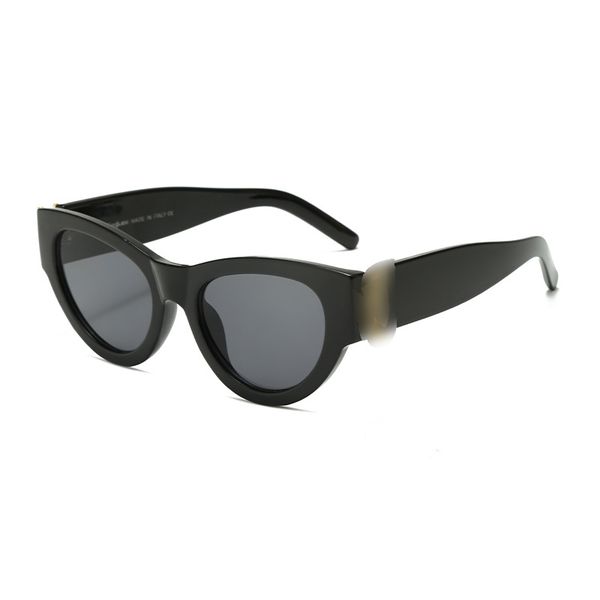 designer sunglasses for women mens sunglasses luxury brand new small square frame fashion sunglasses women senior sense travel sunscreen per, White;black
designer sunglasses for women mens sunglasses luxury brand new small square frame fashion sunglasses women senior sense travel sunscreen per, White;black