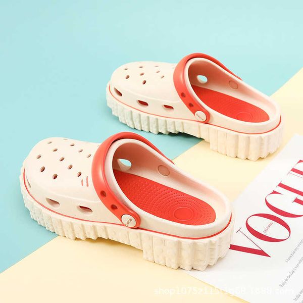 slippers 2023 new thick sole perforated shoes for women's fashion ins summer indoor home fur treading feeling non slip sandals women, Black
slippers 2023 new thick sole perforated shoes for women's fashion ins summer indoor home fur treading feeling non slip sandals women, Black