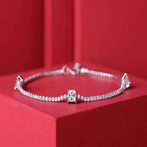 1 ct moissanite tennis chain 9k 10k 14k 18k silver moissanite 50*3 hip hop tennis bracelet
1 ct moissanite tennis chain 9k 10k 14k 18k silver moissanite 50*3 hip hop tennis bracelet