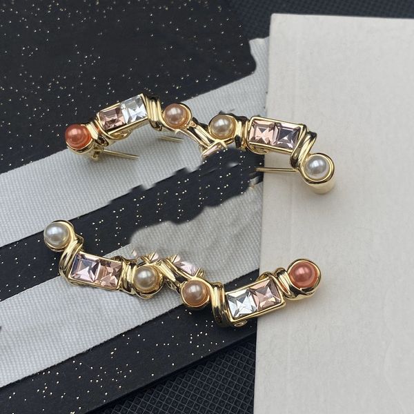 2023 latest pins designer brooches ccity luxury pin women jewelry gold high-quality woman men brooche 0722, Gray
2023 latest pins designer brooches ccity luxury pin women jewelry gold high-quality woman men brooche 0722, Gray