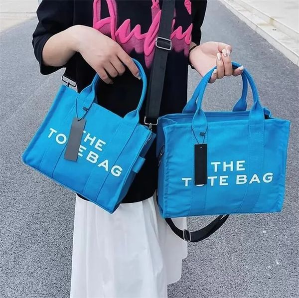 2023 designer the tote bag women handbag shoulder bag mini leahter canvas crossbody shopping luxury fashion totes bags
2023 designer the tote bag women handbag shoulder bag mini leahter canvas crossbody shopping luxury fashion totes bags