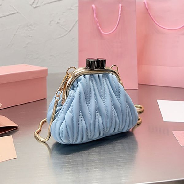pleated mini bag chain bag vintage makeup bag lipstick pack crossbody clutch bags dinner bag shoulder bags women handbags clip bag leather g, Black;red
pleated mini bag chain bag vintage makeup bag lipstick pack crossbody clutch bags dinner bag shoulder bags women handbags clip bag leather g, Black;red