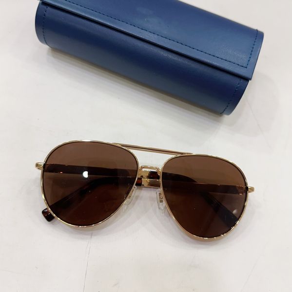 classic brand men's and women's sunglasses with metal frame and gradient glass lenses suitable for beach shading, driving, and fis, White;black
classic brand men's and women's sunglasses with metal frame and gradient glass lenses suitable for beach shading, driving, and fis, White;black