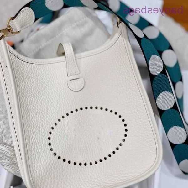 designer bag h evelynbag hand thread bags 2023 sewn wax mini tote cowhide women's togo leisure 18cm 4p99 1 with logo s949
designer bag h evelynbag hand thread bags 2023 sewn wax mini tote cowhide women's togo leisure 18cm 4p99 1 with logo s949
