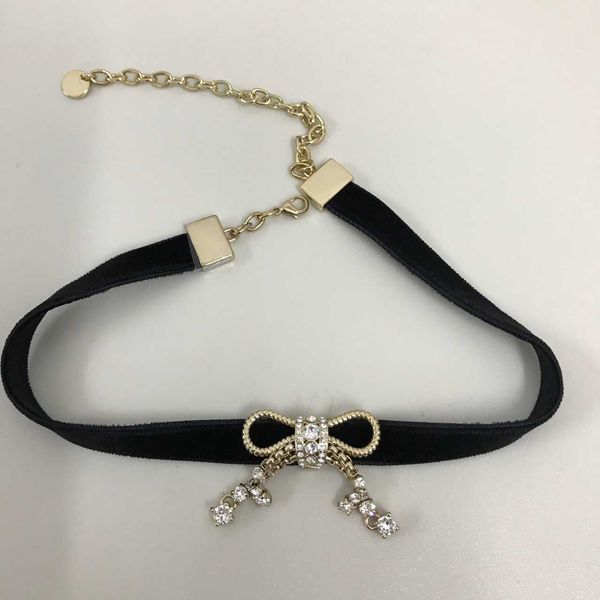 22nd year miao family's new velvet rope bow french celebrity rhinestone strength chain necklace, Silver
22nd year miao family's new velvet rope bow french celebrity rhinestone strength chain necklace, Silver