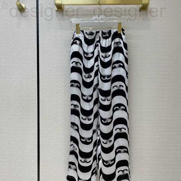 women's pants & capris designer 2021 fall fashion women's pants loose and comfortable wide legs back printing spiral simple outdoo, Black;white
women's pants & capris designer 2021 fall fashion women's pants loose and comfortable wide legs back printing spiral simple outdoo, Black;white