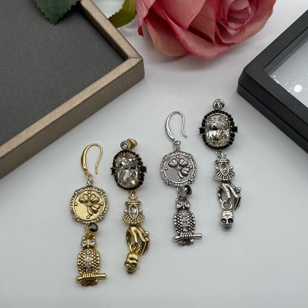 brand designer gold retro earring fashion jewelry woman owl hand earrings skull party chain diamond stud earrings, Golden;silver
brand designer gold retro earring fashion jewelry woman owl hand earrings skull party chain diamond stud earrings, Golden;silver