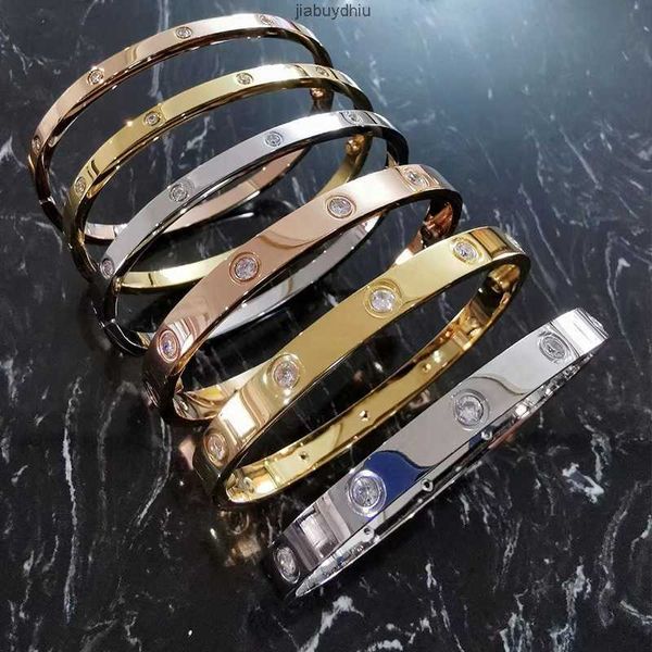 316l stainless steel 18k gold plated love screwdriver bracelet for men and women high-end jewelry wholesale, Silver
316l stainless steel 18k gold plated love screwdriver bracelet for men and women high-end jewelry wholesale, Silver