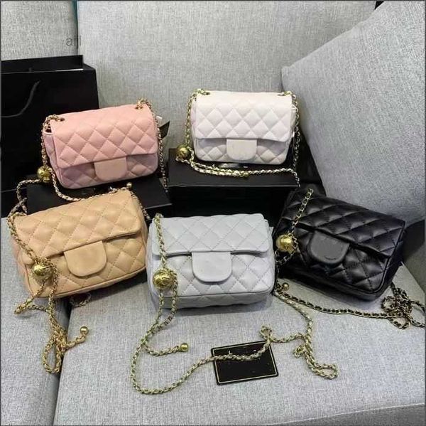 designer crossbody bags classic plaid flap cf caviar handbag pu leather cc chain purses solid color buckle square stripe lady messenger bag
designer crossbody bags classic plaid flap cf caviar handbag pu leather cc chain purses solid color buckle square stripe lady messenger bag