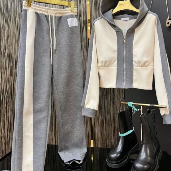 casual women basic hoodie two piece sets zipper drawstring jacket outerwear and elastic pencil pant suit autumn winter tracksuit, White
casual women basic hoodie two piece sets zipper drawstring jacket outerwear and elastic pencil pant suit autumn winter tracksuit, White