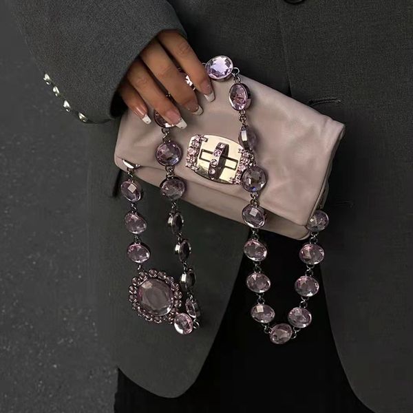 luxury brand designer women bags purses rhinestone bag biling flashing diamond full mini bags female underarm bag
luxury brand designer women bags purses rhinestone bag biling flashing diamond full mini bags female underarm bag