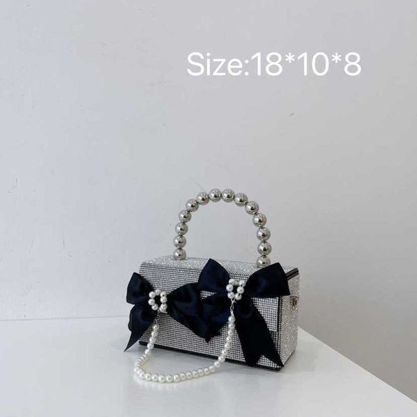 women's 2023 new korean net red contrast bow knot pearl chain rhinestone handheld one shoulder crossbody bag 230613
women's 2023 new korean net red contrast bow knot pearl chain rhinestone handheld one shoulder crossbody bag 230613
