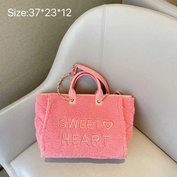 women's 2022 autumn/winter new south korean net red embroidery fur large capacity tote bag single shoulder crossbody bag 230613
women's 2022 autumn/winter new south korean net red embroidery fur large capacity tote bag single shoulder crossbody bag 230613