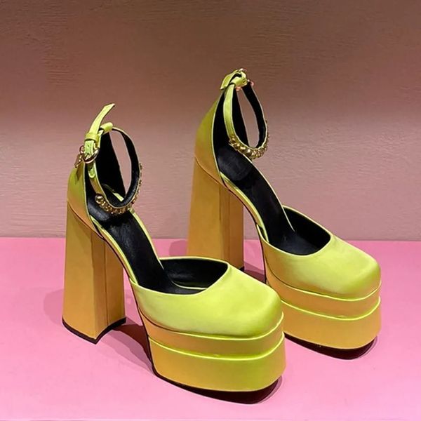 designer sandals thick heel flat bottom sandals women's lace up bow gladiator women's thick high party high heels35-42, Black
designer sandals thick heel flat bottom sandals women's lace up bow gladiator women's thick high party high heels35-42, Black