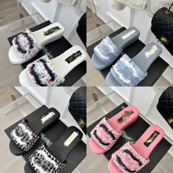 2023 new style designer slippers fashion women plaid tweed sandals letter c flats slip on beach mule embroidery slides lady girls platform w, Black
2023 new style designer slippers fashion women plaid tweed sandals letter c flats slip on beach mule embroidery slides lady girls platform w, Black