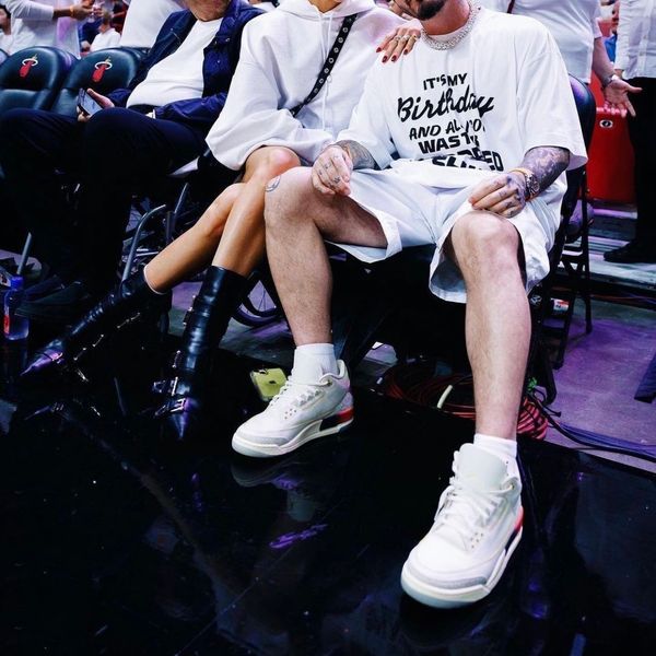 2023 3 3s mens basketball shoes j balvin x medellin sunset multi-color/multi-color-multi-color fn0344-901 men women trainers sports sneakrs
2023 3 3s mens basketball shoes j balvin x medellin sunset multi-color/multi-color-multi-color fn0344-901 men women trainers sports sneakrs