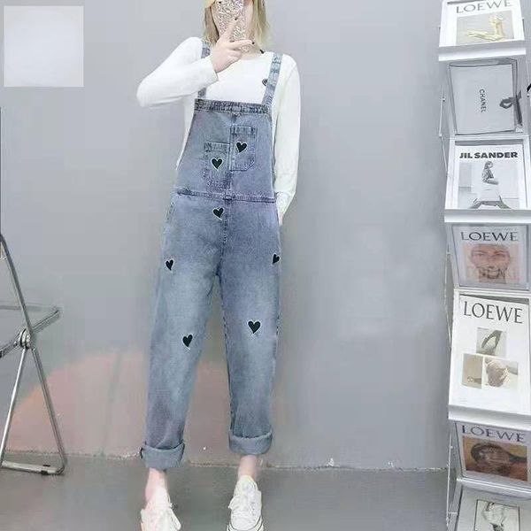 jeans love embroidery denim overalls women's early spring and summer new age reduction straight pants suspenders overalls, Blue
jeans love embroidery denim overalls women's early spring and summer new age reduction straight pants suspenders overalls, Blue